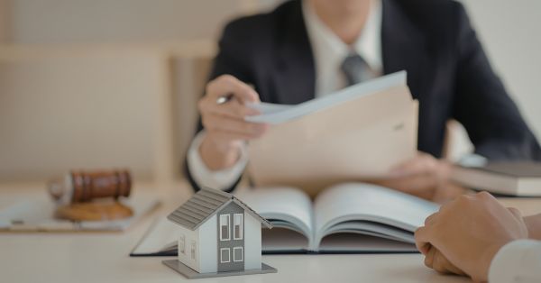 איך לבחור עורך דין נדל"ן שימנע הפסדים של עשרות אלפי שקלים