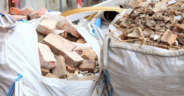 תהליך מיחזור פסולת בניין: מה קורה מאחורי הקלעים?