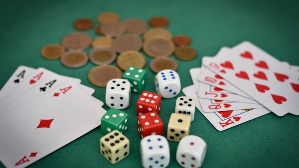 איך מזהים התמכרות להימורים?