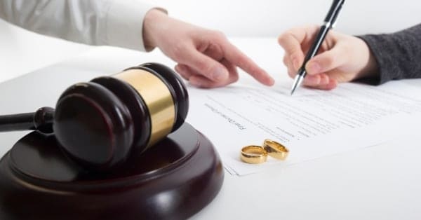 הליך גירושין עם עורך דין